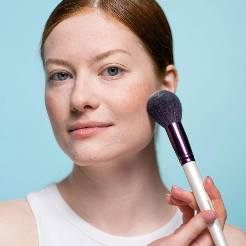 How to Choose the Perfect Makeup Brush for Your Skin Type